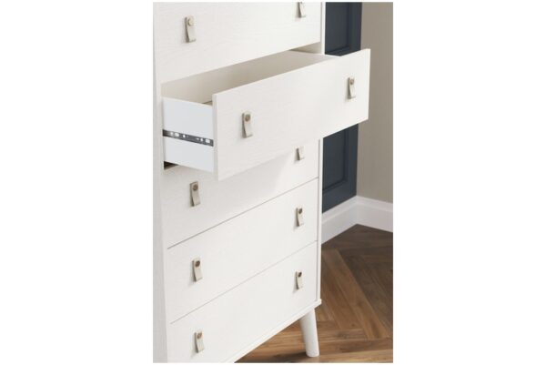 Aprilyn White Five Drawer Chest - Image 9